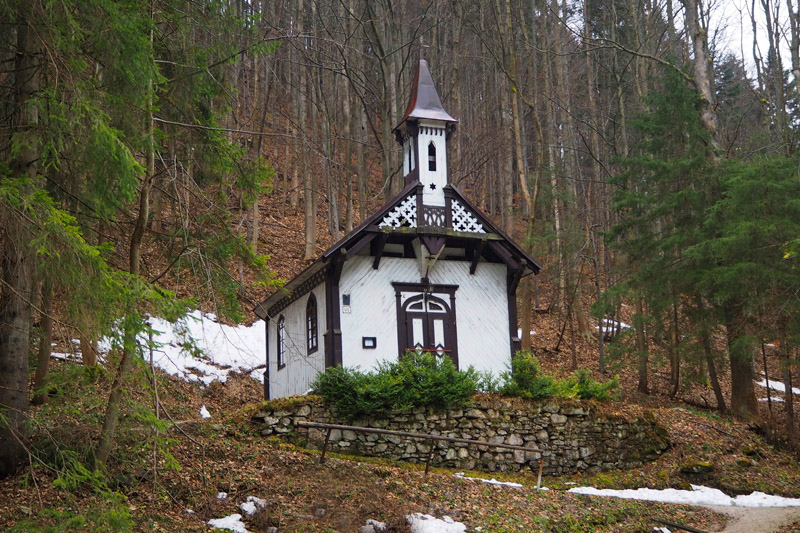 Korytnica - opustený kostolík