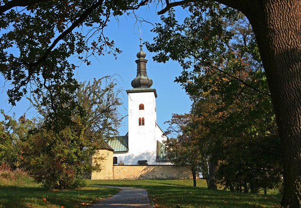 Prievidza -Mariánsky kostol, bývalý hrad.JPG